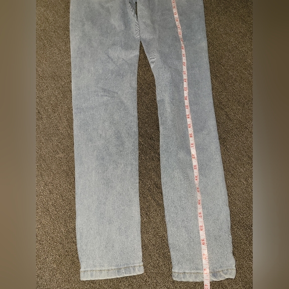 Jeans - Picture 3 of 3